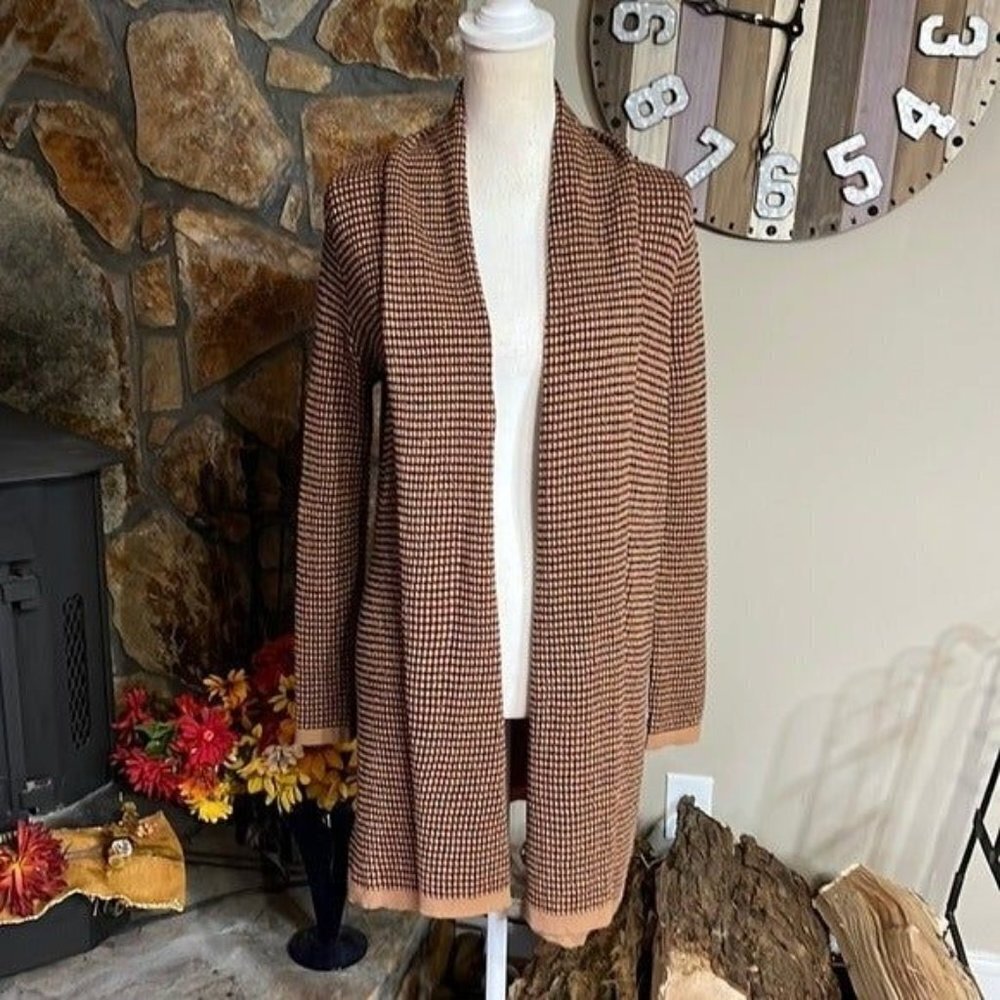 Carmen Marc Valvo Viscose Blend Textured Cardigan - NWT